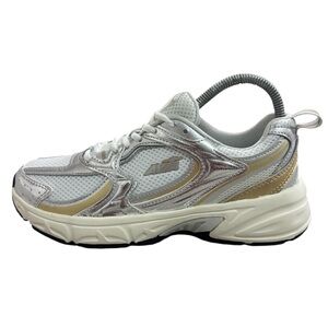 Avia Women’s 5000 Gold / silver Colorway Sz 8